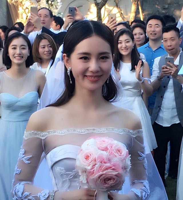 刘诗诗37岁生日,明星导演送祝福,黄渤的“好人论”又应验了