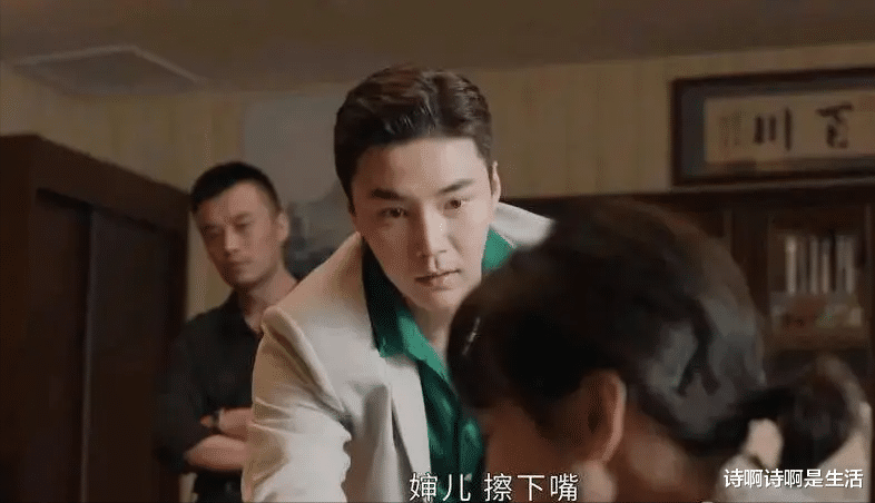 又一“谋女郎”上线,这次,74岁张艺谋让世界再次“刮目相看”!