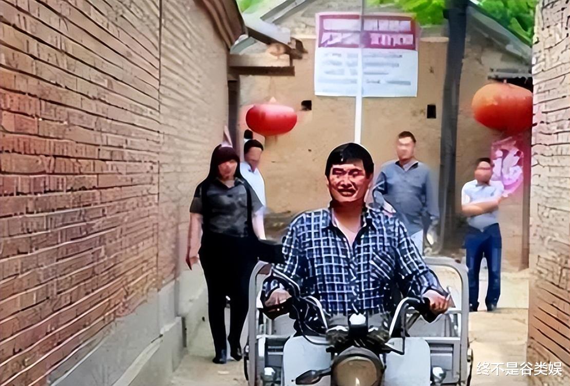 1年换1媳？陈萌回娘家，顺走大衣哥婚车，小伟疑求和被拒，已分居