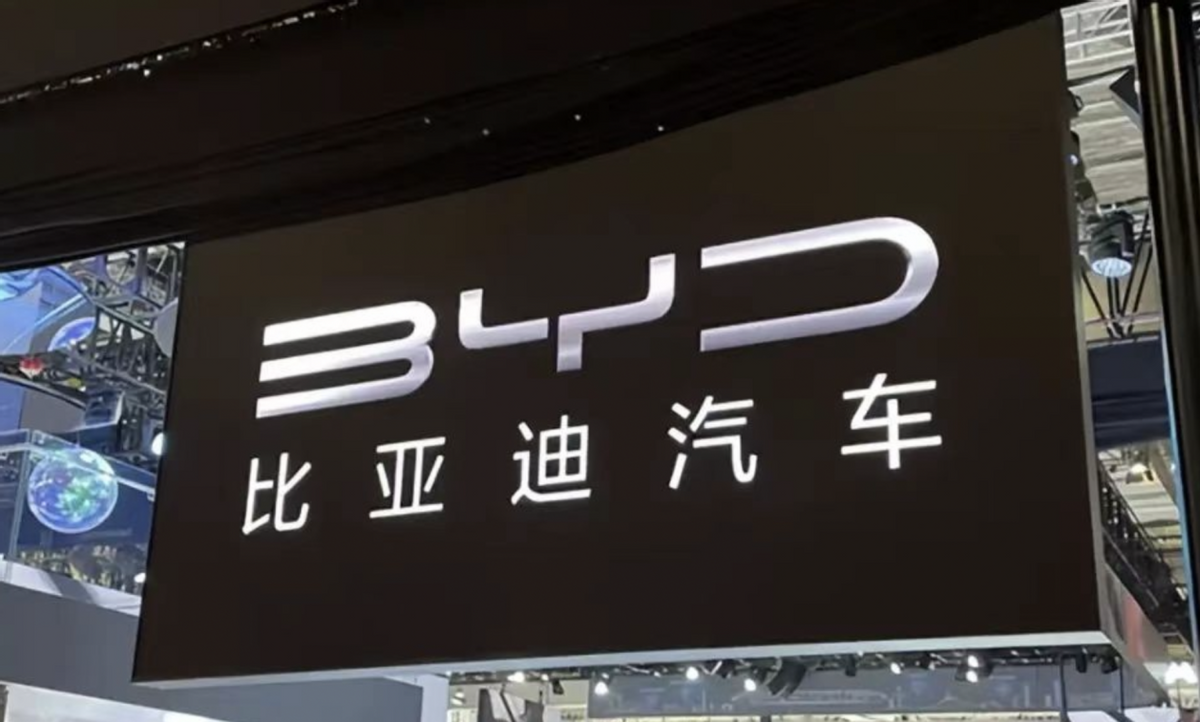 比亚迪7款新车曝光，是神仙打架，还是为销量