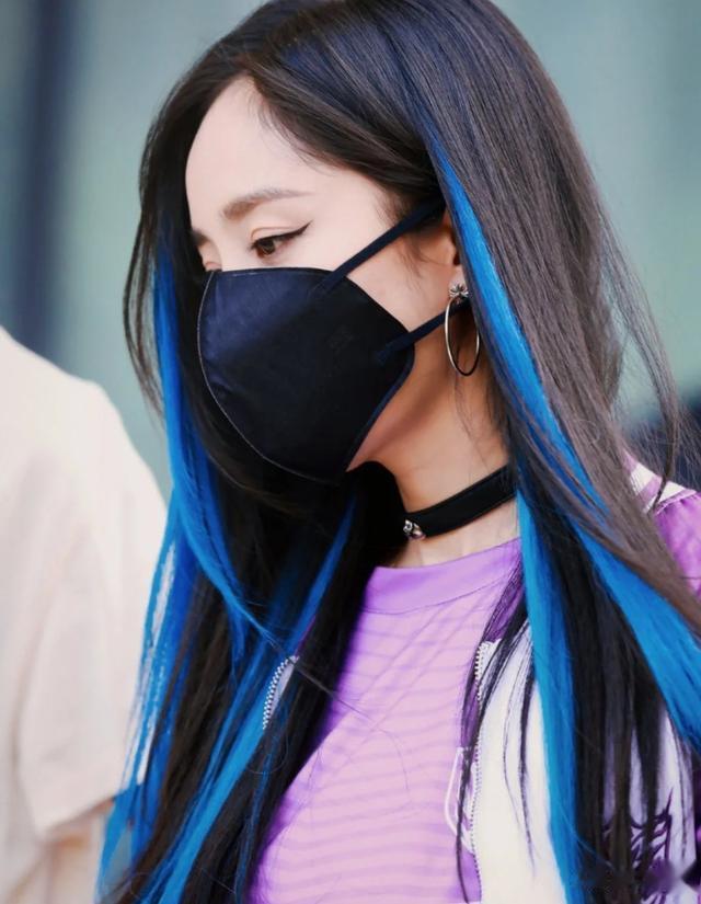 同是“挑染发”:杨颖杨幂惊艳到极致,唐嫣像是“外国妞”!