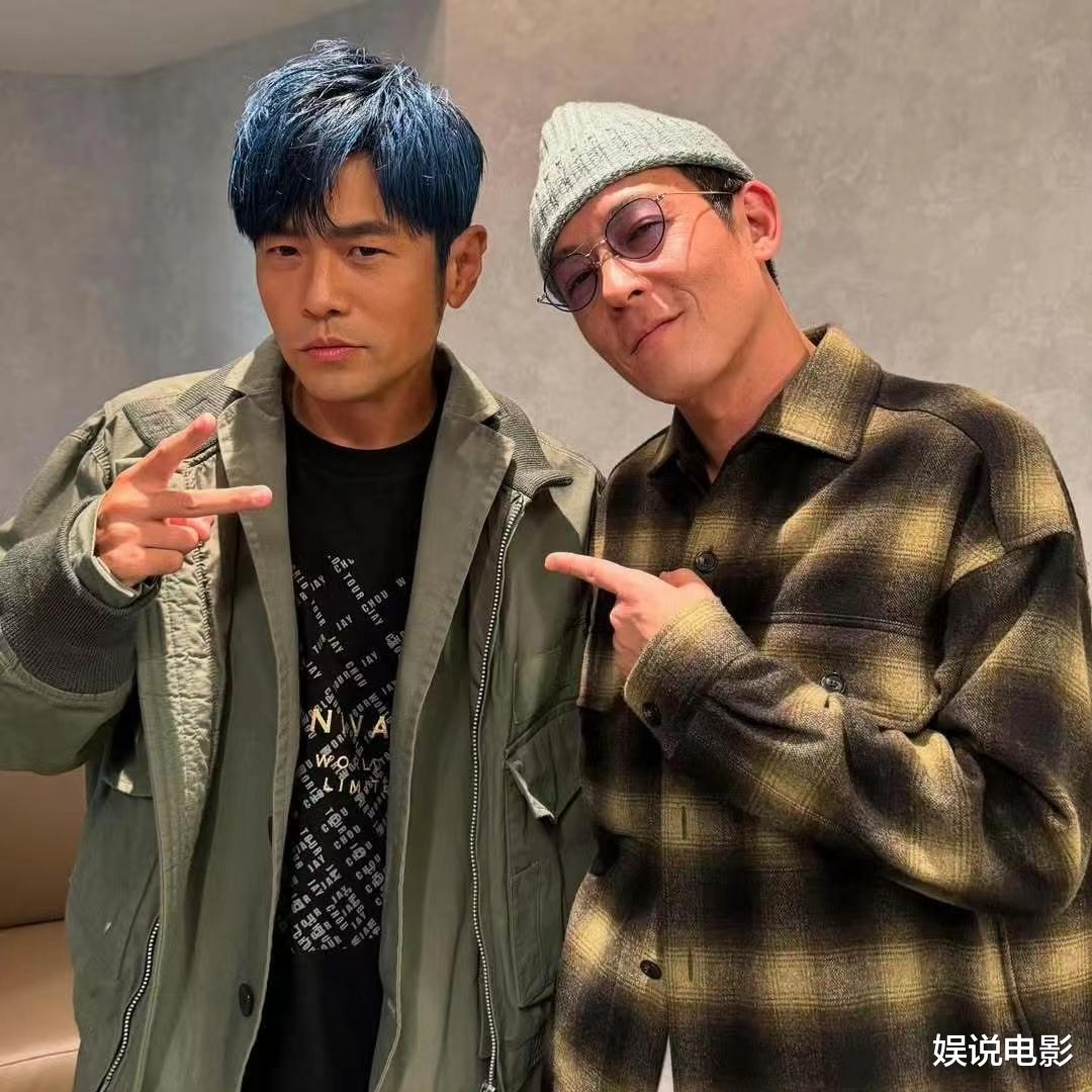 陈冠希观看周杰伦演唱会,两人在社交账号互动,掀起回忆杀