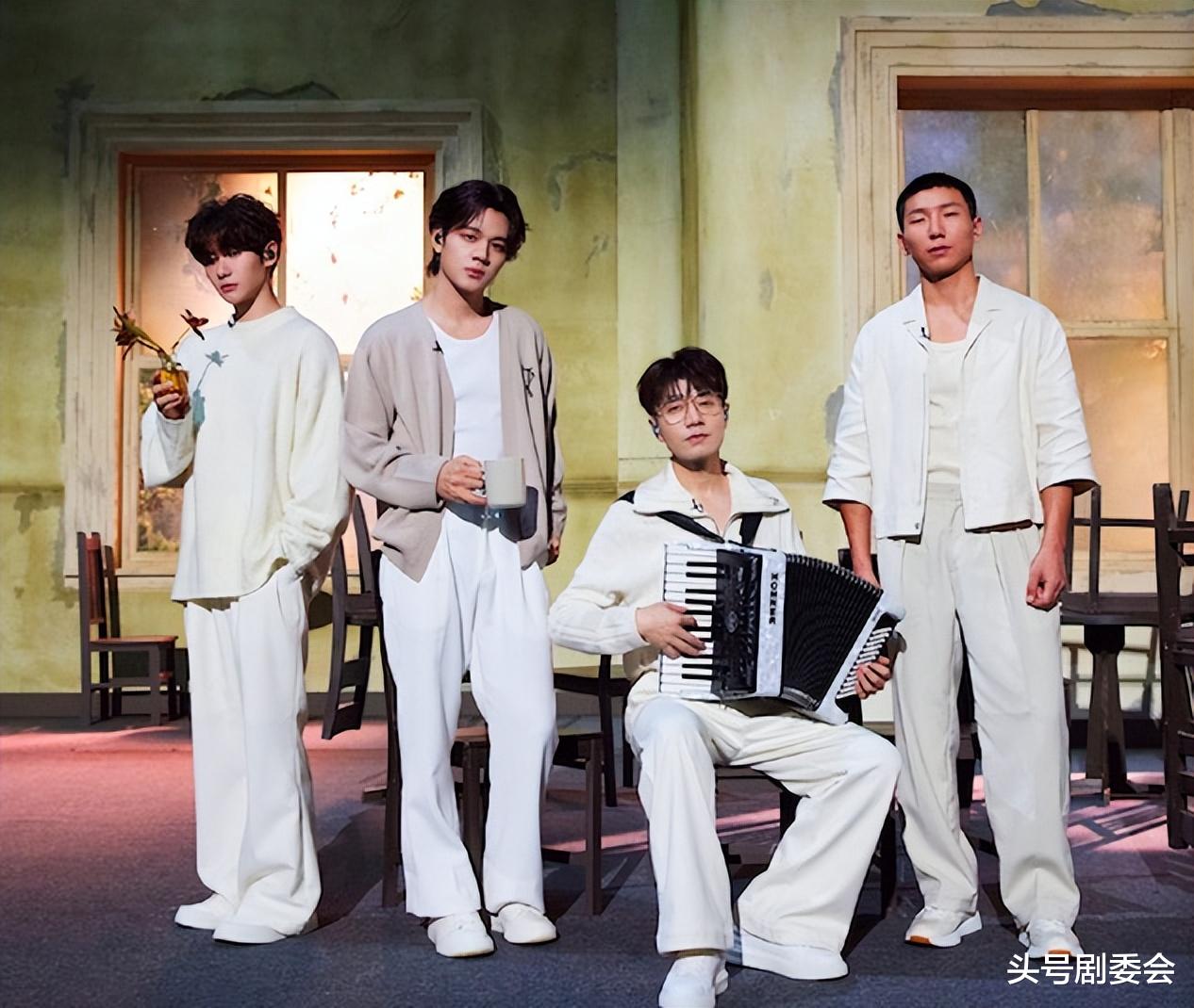 《披哥》看懂李克勤夺冠的真相,才明白王铮亮输得有多彻底