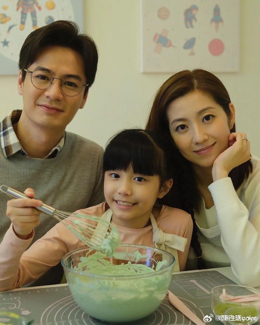 陈自瑶终于亲揭“分后事”:带囡囡出去同佢一起玩,旧年算係自己嘅一个新开始!