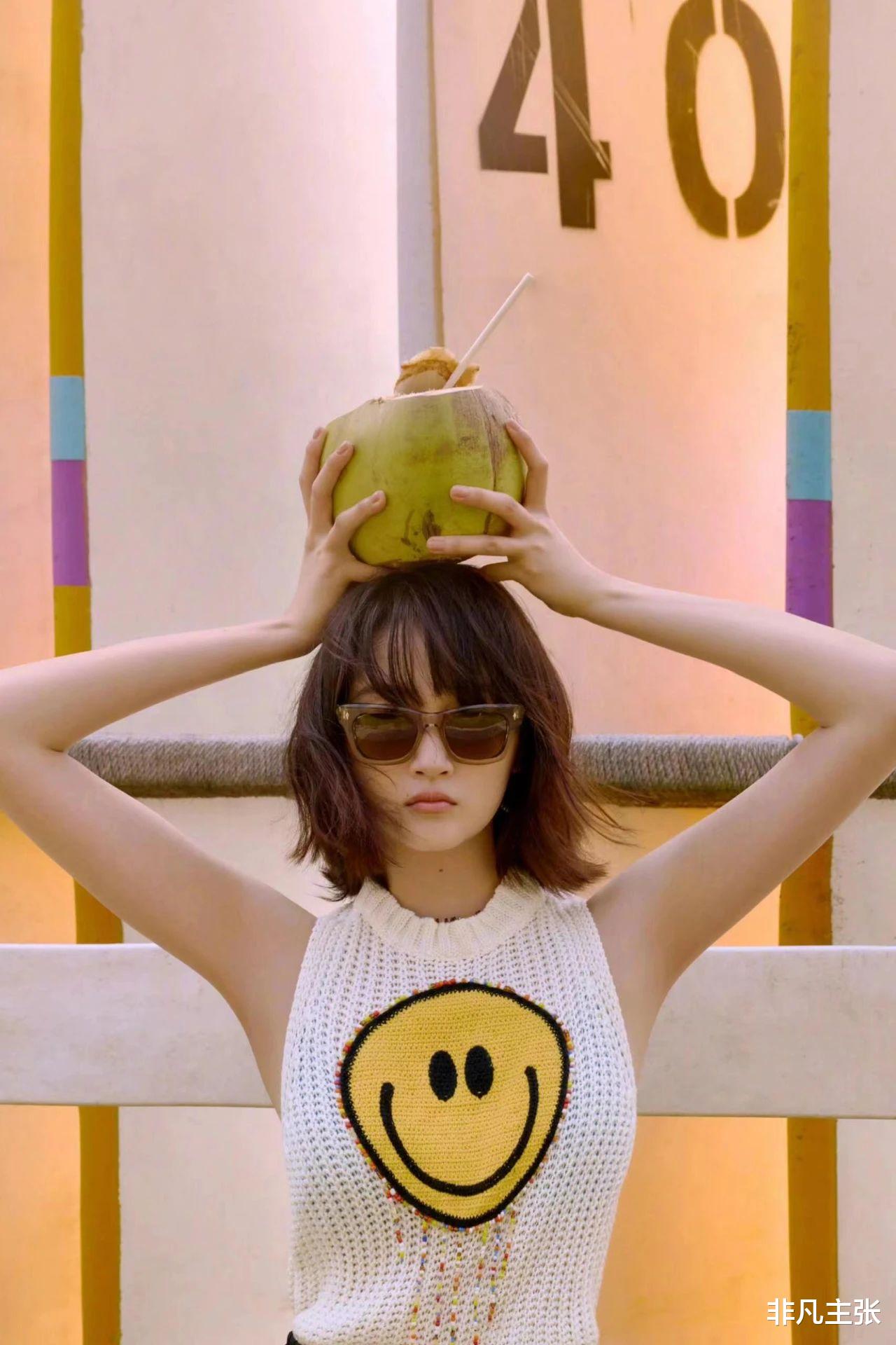 原来短发才是关晓彤统治区，妥妥清冷大女主既视感