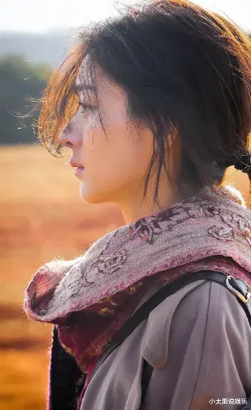 85花们彻底坐不住了！赵丽颖的飞天奖含金量多高？迪奥狠狠被浪琴打脸