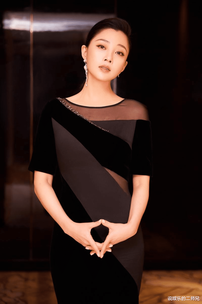 殷桃：娱乐圈中的“人间水蜜桃”