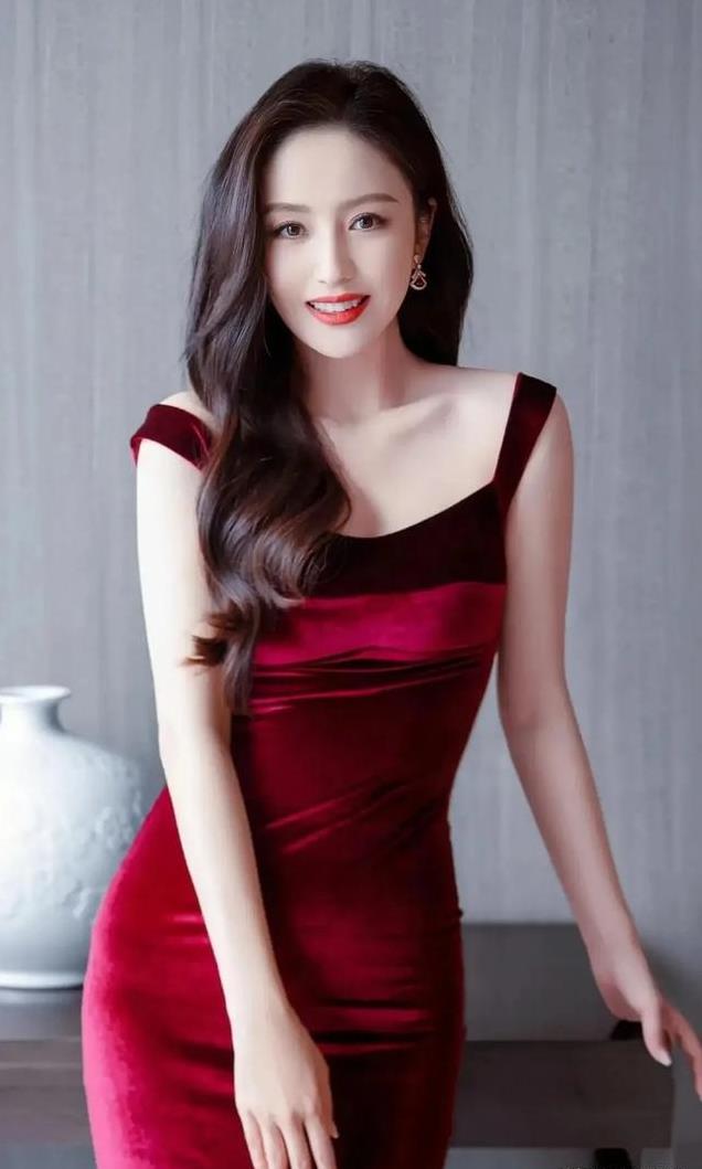 和佟丽娅分手4年后,46岁陈思诚隆重宣布喜讯,终于等到这一天