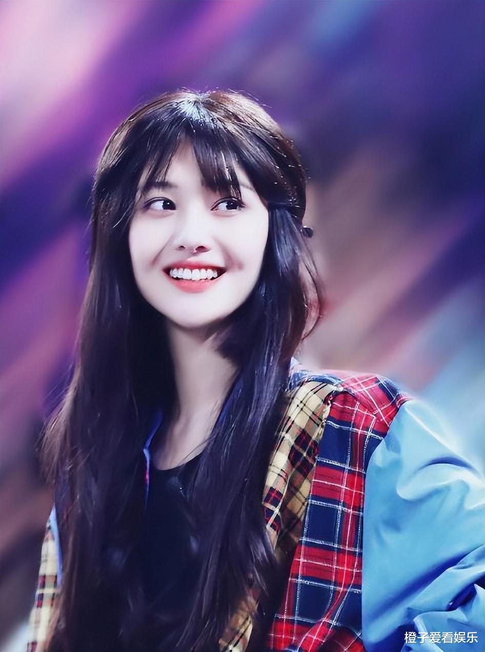 郑爽在国外胖了也秃了,为了绿卡找白人做男友