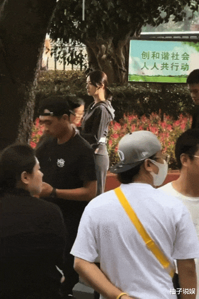 吴谨言领证结婚引爆怀孕猜测，肚子凸起照曝光！