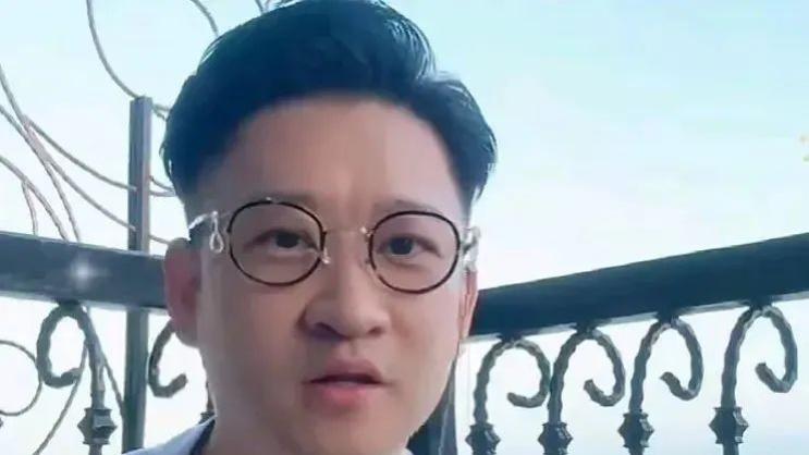 相声圈的大浑水，曹云金也谈“侯门”事件，回应和李宽的聊天记录