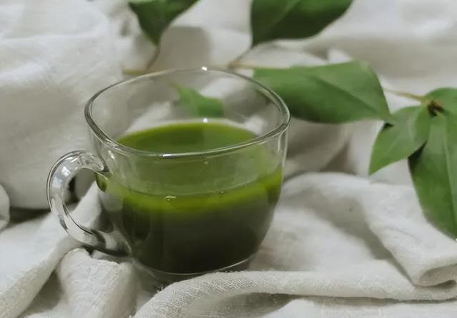 蒲公英的“黄金搭档”被发现，搭配泡水喝，肝变净了，胃也舒坦了