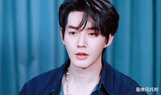 明星私下生活不应被干涉!邓为因低调衣着遭遇非议