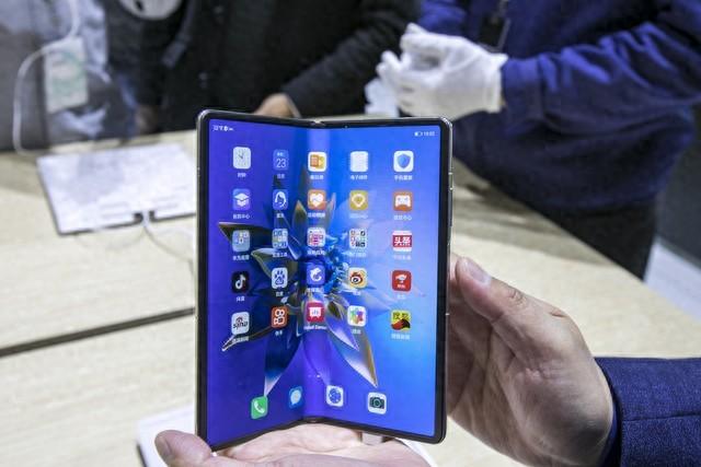 折叠屏:稳定可靠的探索之旅