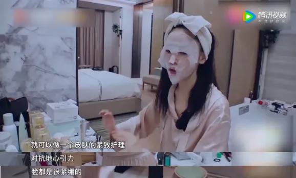 61岁“许仙”近照曝光,嫁入豪门36年,她怎么变成这样了?