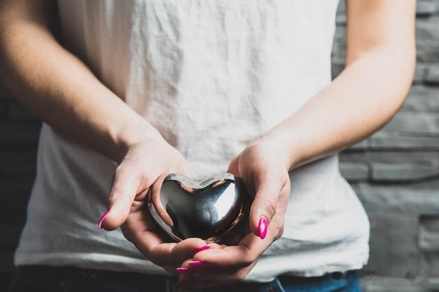 戏曲|《朗读者》：用爱与故事穿越时光的感人之旅