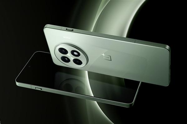 游戲直屏+極窄邊框+金屬中框+五顏六色 李杰官宣一加Ace5真機(jī)照