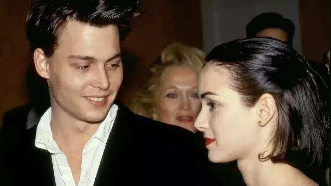 娱乐圈最疯狂的爱情：一代美男遇见绝色，刻在身体上，愿意为她而死