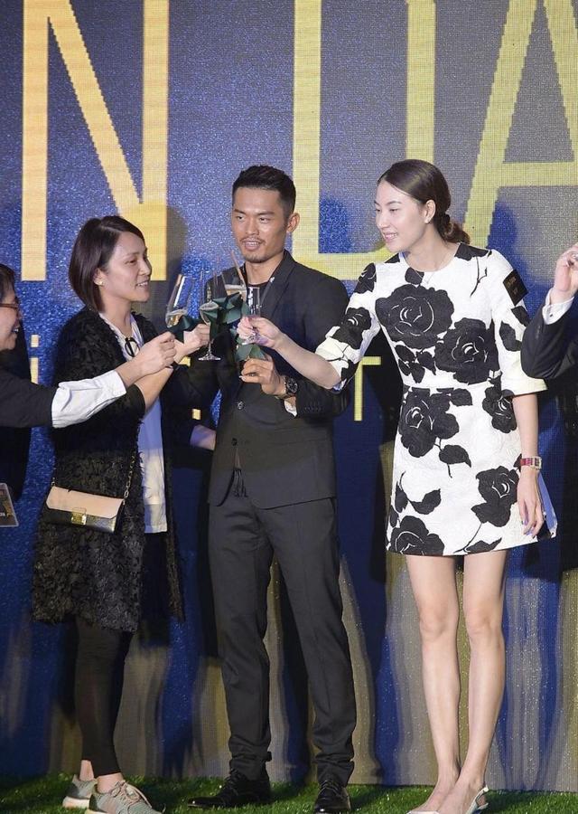 林丹怎么都没想到，娶了 1 米 78 的谢杏芳之后 儿子身高却让她傻了眼