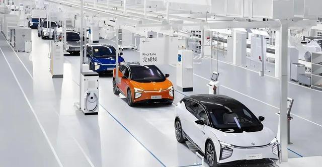 56万1分钟订单破万，外国人买中国车太疯狂，欧盟挡不住中国电车