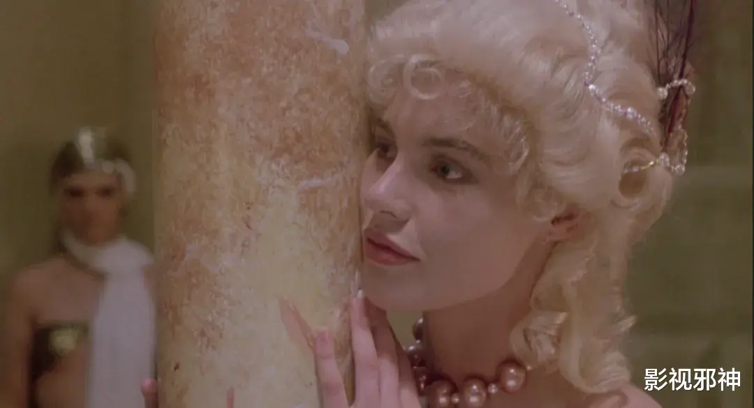 古早版「林中小屋」,尺度逆天