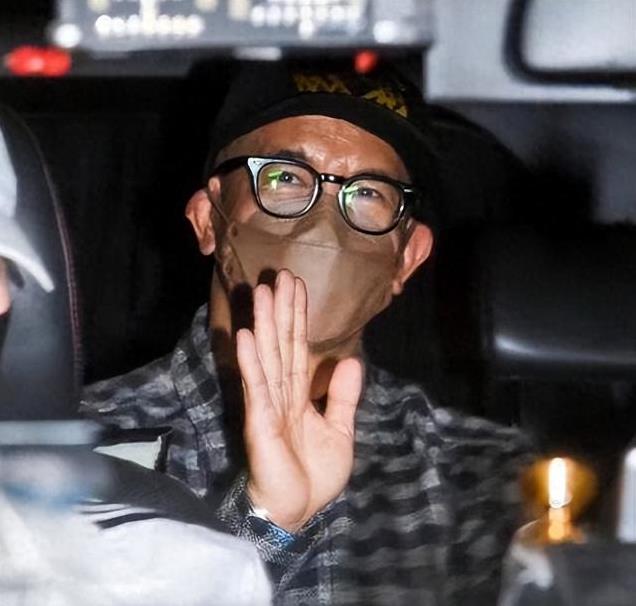 具俊晔突然的反常举动,使网友们直呼破防:大家或都冤枉汪小菲了