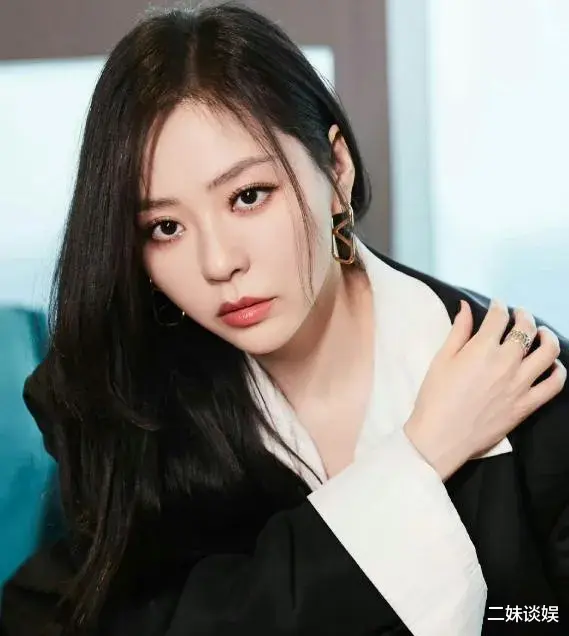 有一种“算计”叫张靓颖冯珂，离婚6年，二人的现状早已天差地别