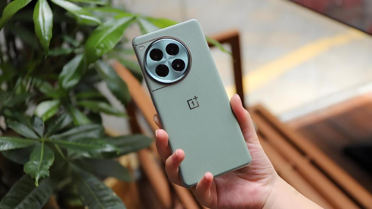 OPPO化身“价格屠夫”，24GB+1TB下跌1176元，高端旗舰加速清仓