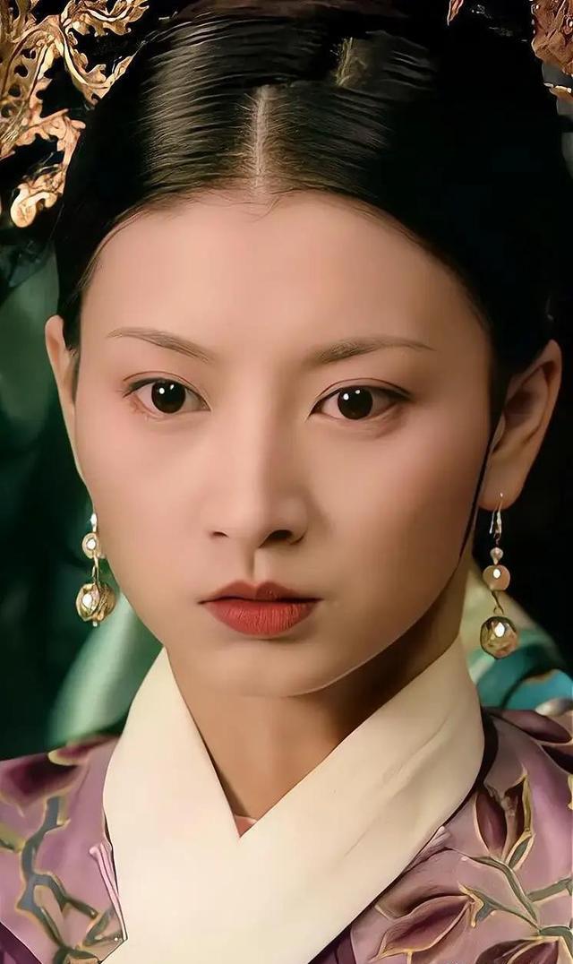 演员斓曦:戏火人不红!从不炒作绯闻,看看老公是谁就明白了