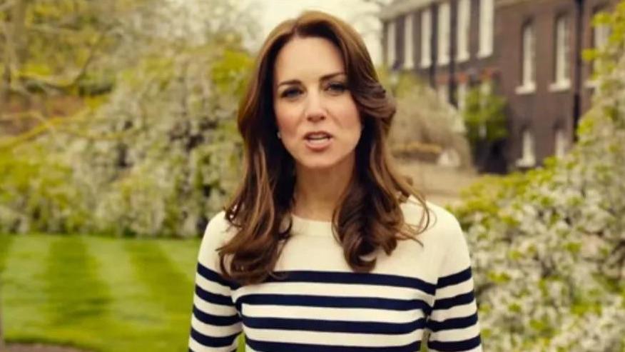 又反转！凯特王妃露面视频被质疑造假，服装发型与七年前一模一样