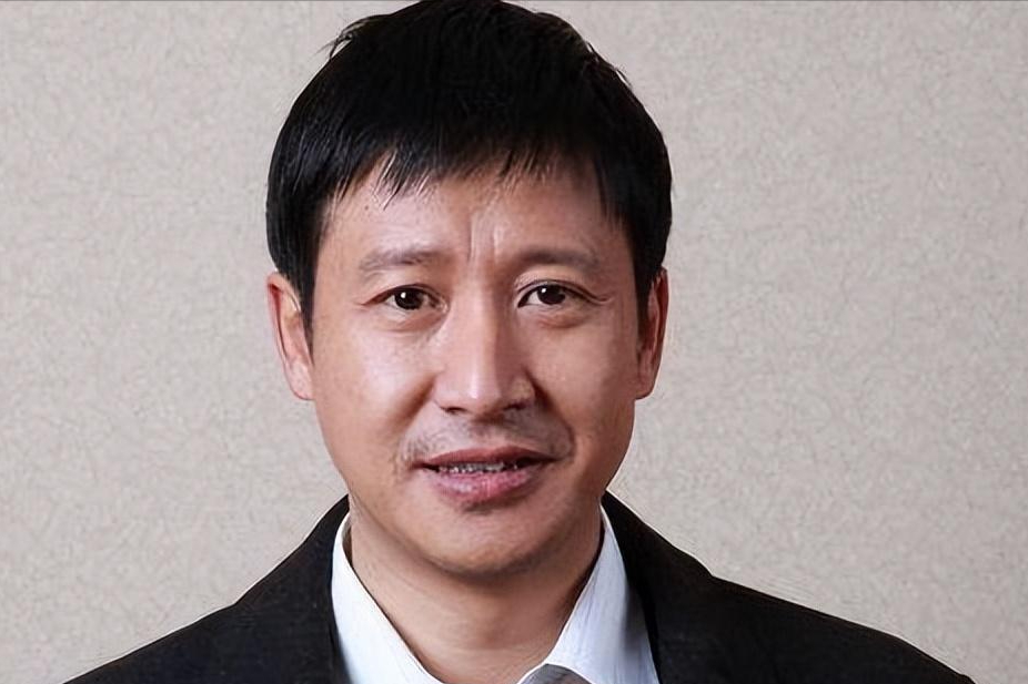 他因没车没房被抛弃，带儿子北漂一夜成名，二婚娶“北方张曼玉”