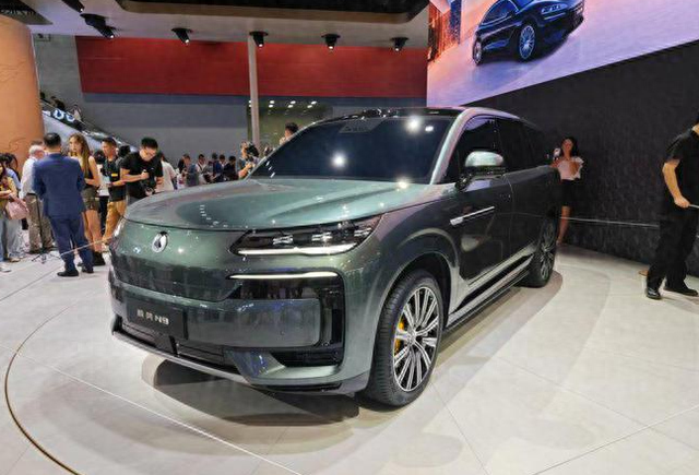 2024广州车展上全球首秀的腾势 N9，有哪些亮点？