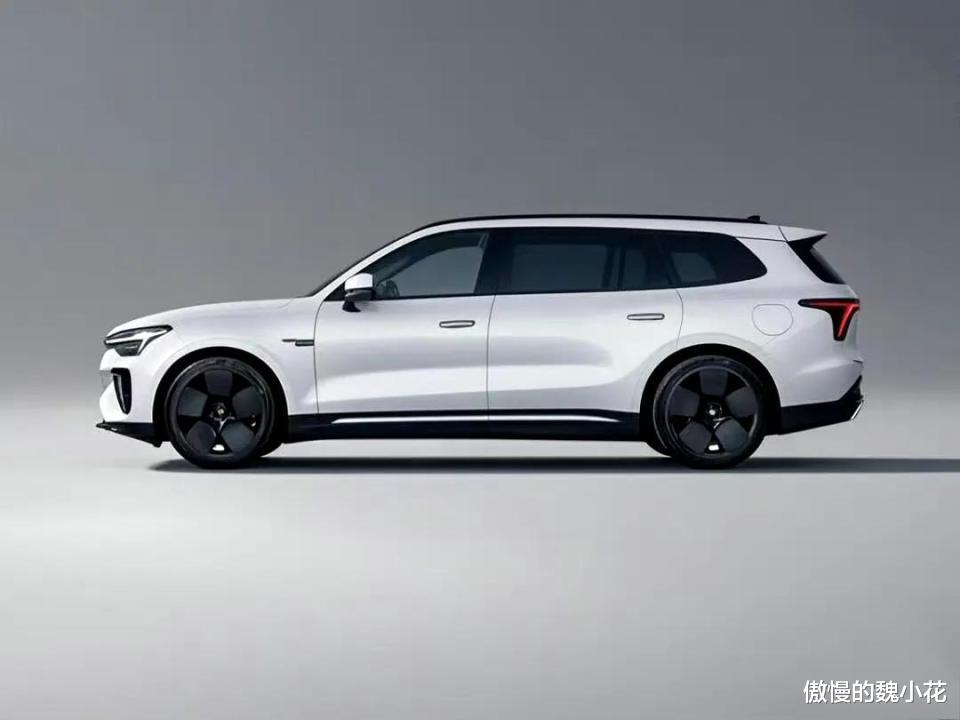 疑似“小米增程SUV”路试曝光，代号“昆仑”，或2026年上市！