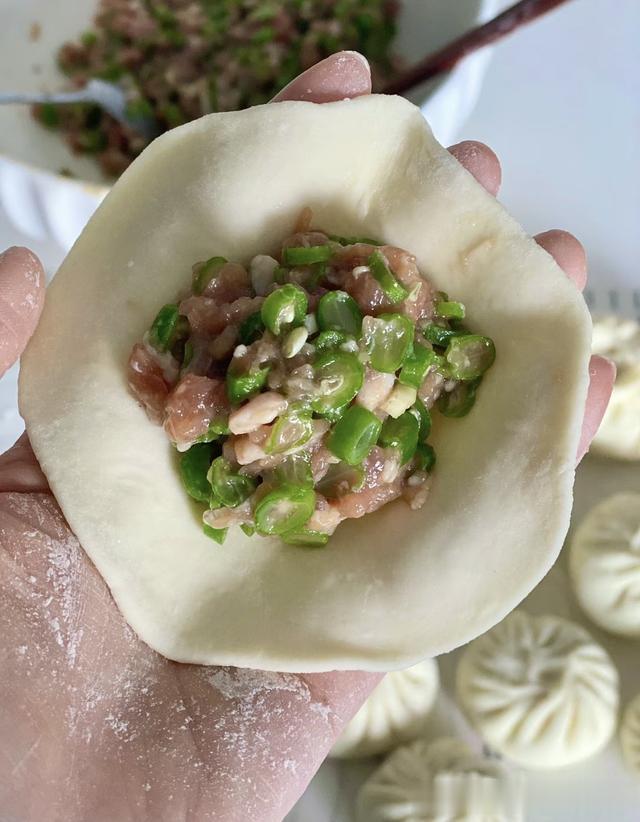 6月,吃韭菜、白菜不如吃它,全身是宝,鲜嫩营养,蒸包子吃真香