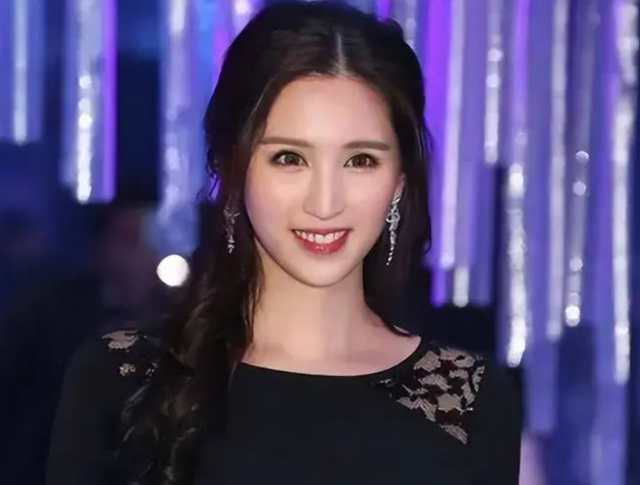 “体操女神”何傲儿:被亲爹送给大51岁富豪,今改名开启新生活