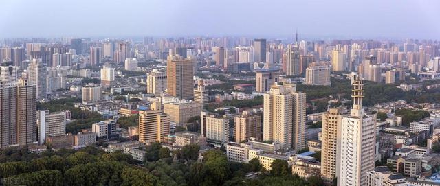 2024年，如果出现这5个楼市信号，意味着房价不跌反涨，做好准备