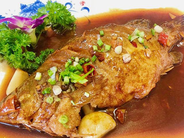 安徽“十大经典名菜”，都是皖菜精华，网友：不愧是八大菜系