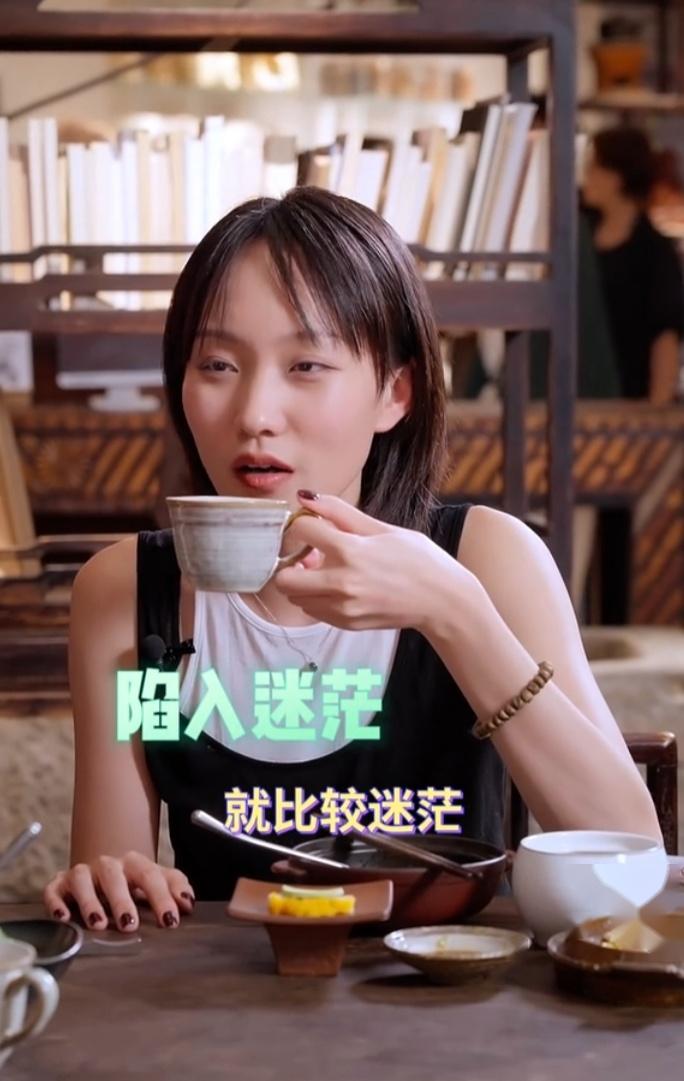 疯产姐妹停更两年，为何突然重启？有人放不下钱，有人放不下感情