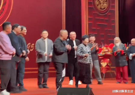 谁能想到,郭德纲一招借力打力,却被侯耀华托了底,杨议不容小觑