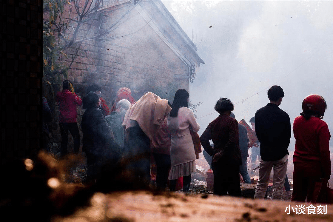“女婿莫上坟，坟祭辱先人”啥意思？清明节女婿能去上坟吗？