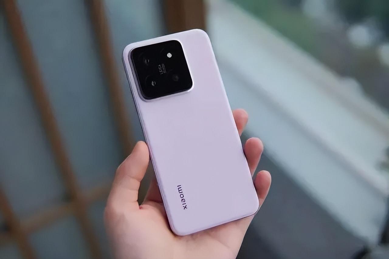 小米月底放大招,小米15再曝光,小米14大步流星跌至大米价