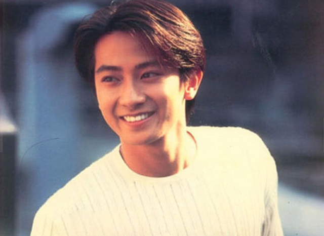 贾静雯:专爱集有夫之妇的邮,惯三成瘾,为达目的不择手段