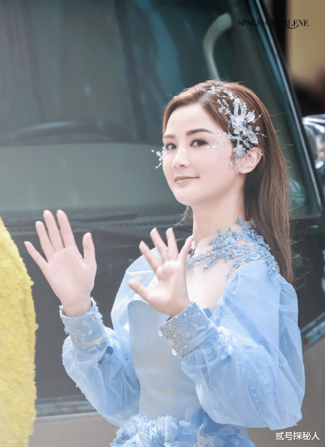 脸上抹灰就叫扮丑?论丑到连亲妈都认不出来的,还是要看这五位