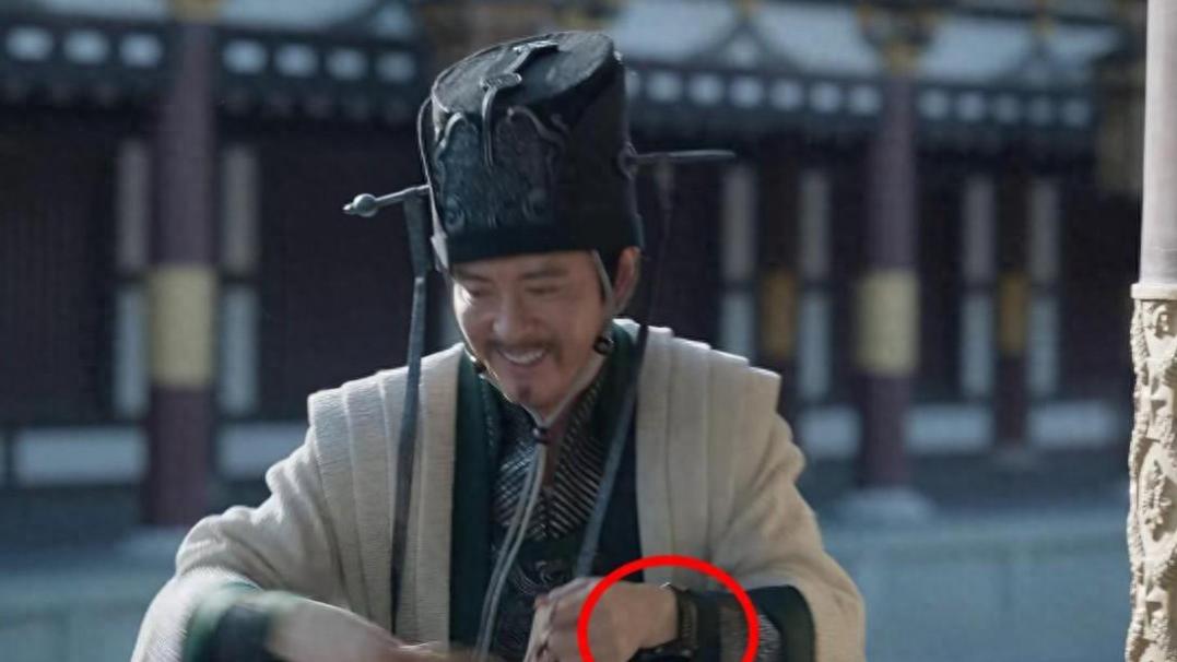 庆余年2穿帮镜头！郭尚书智能手表，二皇子海底捞！叶轻眉留下的