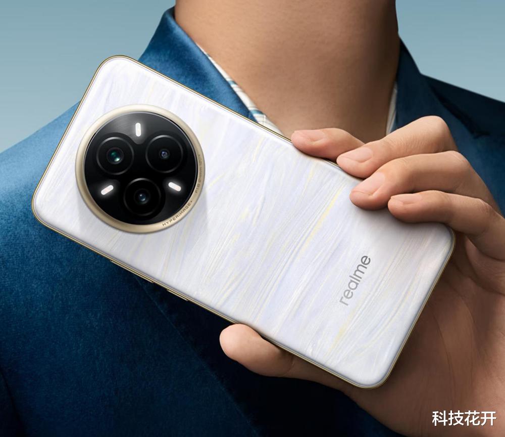 2599元！就有潛望長焦，真我剛發(fā)布的手機(jī)，紅米怎么打