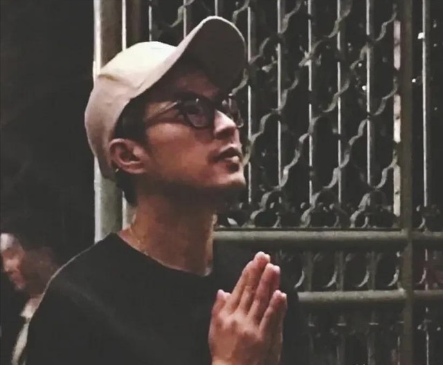 两次金钟奖得主李威卷入命案,已被传讯两次,家人直言平时没联络