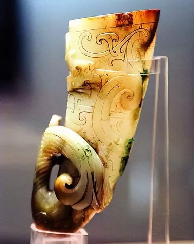 出土时一只无法直立的玉杯,竟然是名副其实的“国之重宝”