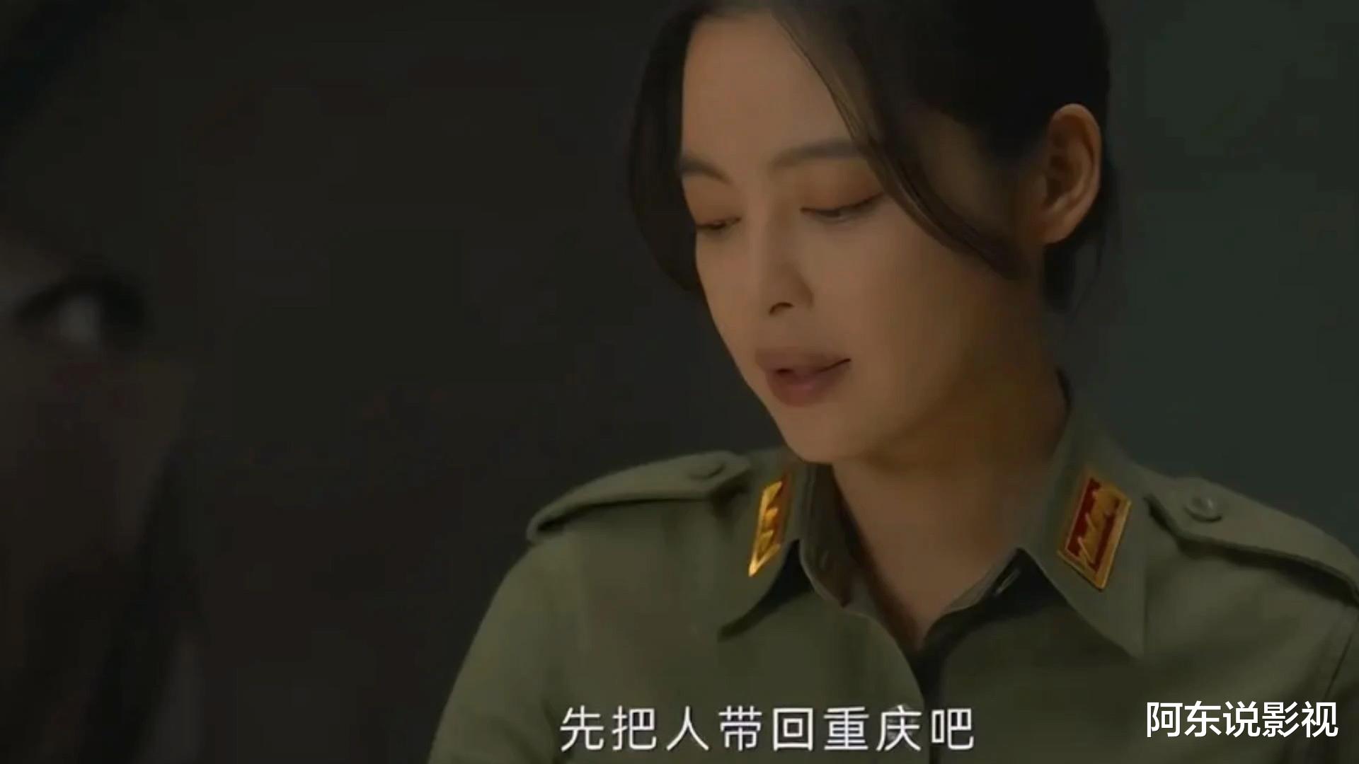 好家伙!当辛芷蕾扮演的特工一登场,扯下多少扮演女特工演员的脸