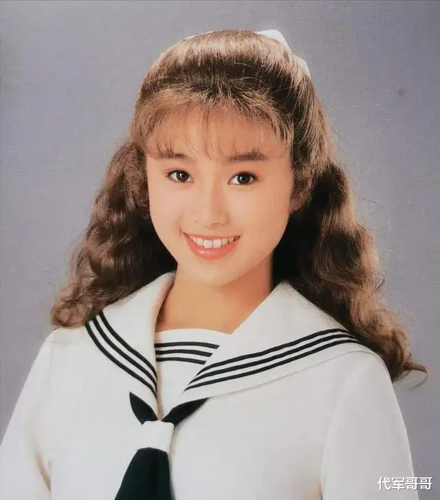 酒井法子：从初恋女神到“万人骂”，她被渣男丈夫毁了下半生