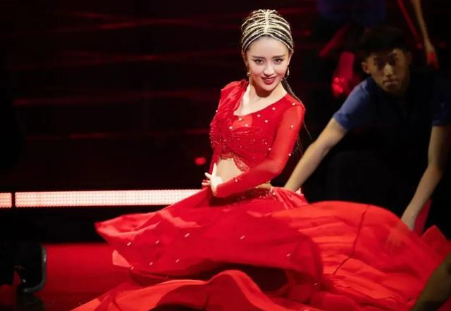 离婚3年后,陈思诚佟丽娅高调官宣:果然,我们都被骗了!